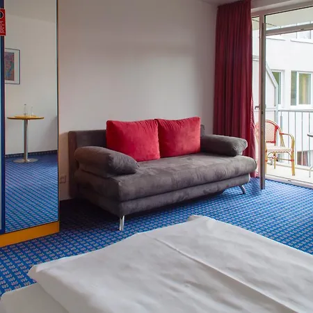 In Herrenhausen Hotel 3*