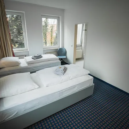 In Herrenhausen 3* Hanower