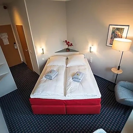 In Herrenhausen Hotel 3*