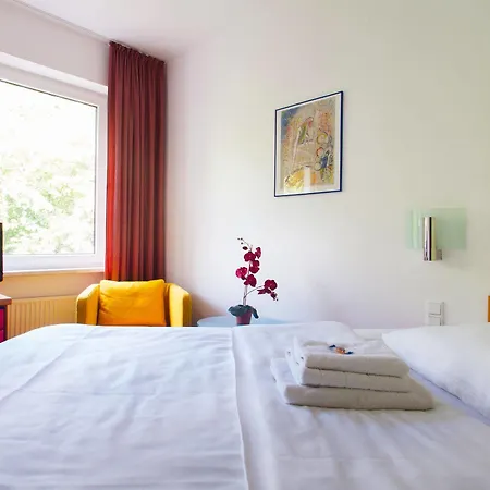 Hotel In Herrenhausen 3*